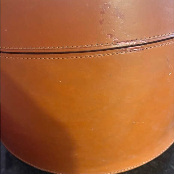 COGNAC LEATHER ROUNDED STORAGE CONTAINER - Picture 7 of 12